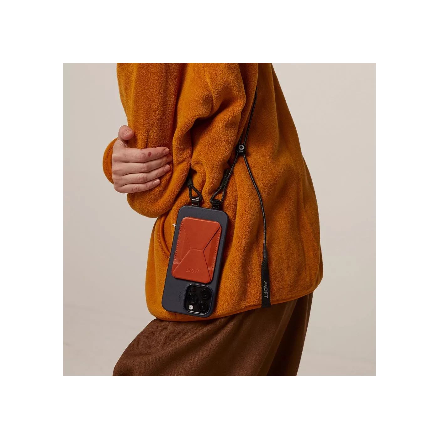 MOFT Snap Vegan Leather Case for iPhone 14