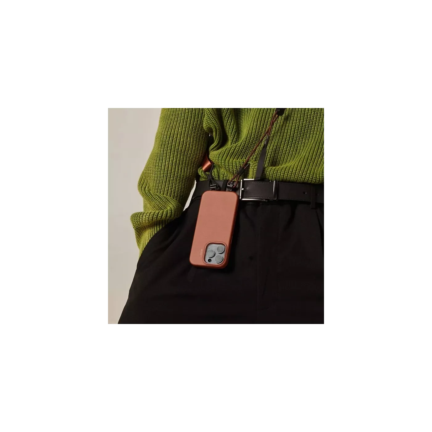 MOFT Snap Vegan Leather Case for iPhone 14
