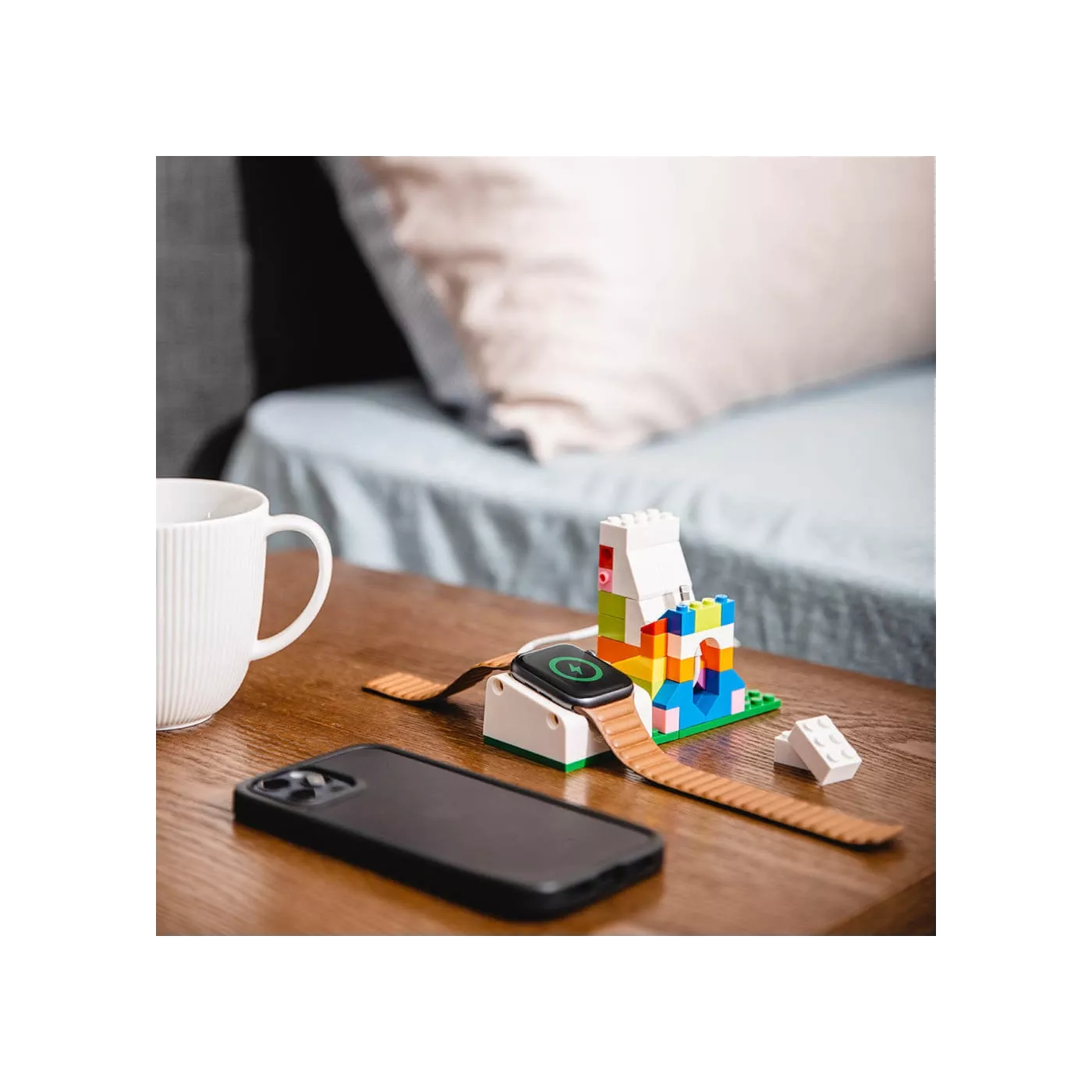 SwitchEasy Blocks Charging Stand for Apple Watch