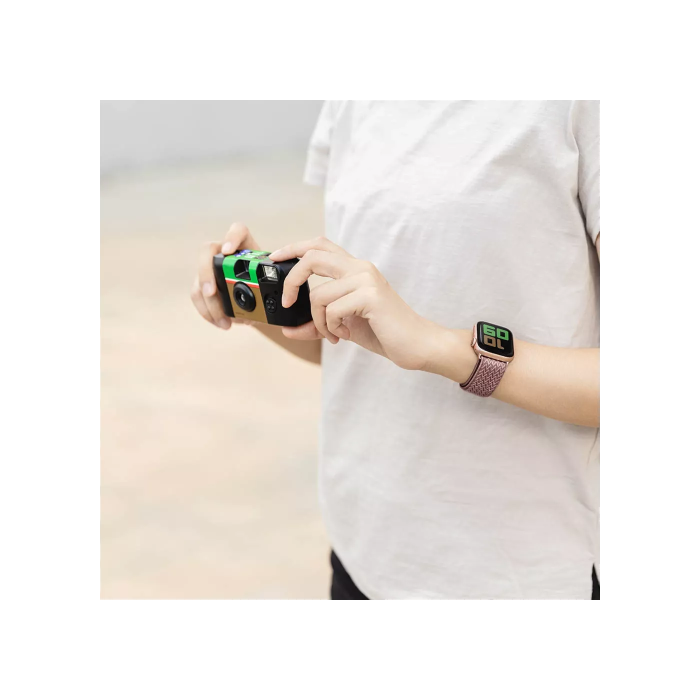 SwitchEasy Wave Elastic Nylon Loop for Apple Watch