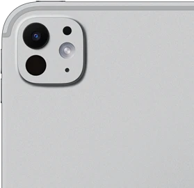 جهاز iPad Pro، الجزء الخلفي الخارجي، لون فضي، نظام كاميرات Pro مع عدسة خماسية العناصر وفلاش متكيف بتكنولوجيا انسجام اللون