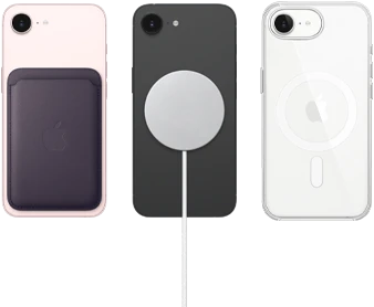 جهاز iPhone 17e باللون الزهري الناعم مع محفظة من نسيج محبوك بلون ليلكي ليلي، جهاز iPhone 17e باللون الأسود مع حافظة من السيليكون باللون الأسود مع شاحن MagSafe، جهاز iPhone 17e باللون الأبيض مع حافظة شفافة مع MagSafe